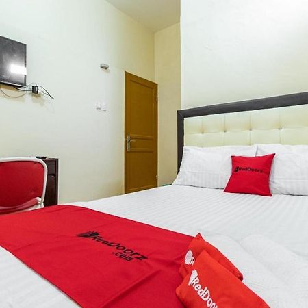 Reddoorz Syariah @ Jalan Setiabudi Medan 3 Exteriér fotografie